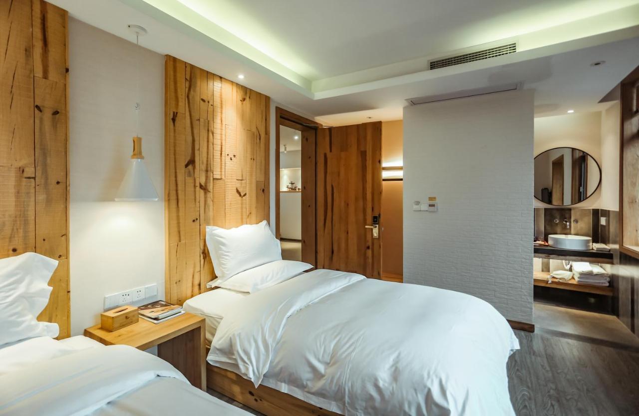 Villa En Emerald Valley, Huangshan Exterior photo